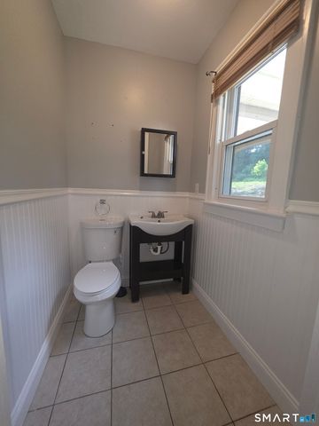 311 Farmington Avenue, Bristol, CT 06010