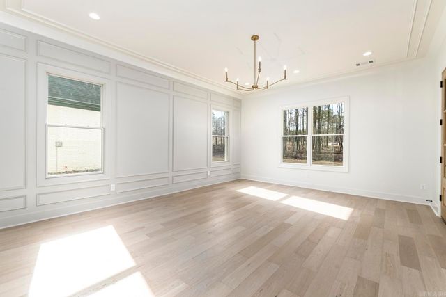 25 Miramont Circle, Little Rock, AR 72223