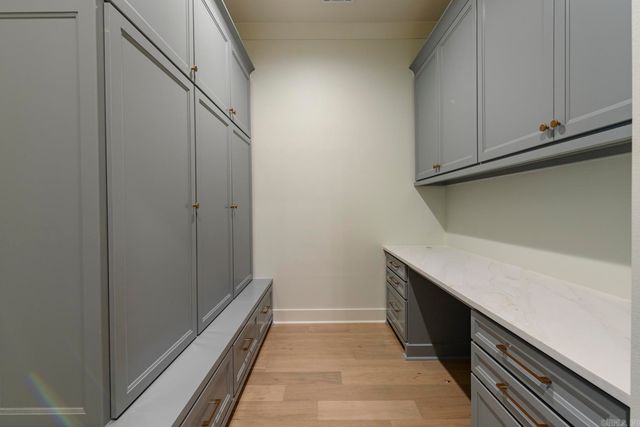 25 Miramont Circle, Little Rock, AR 72223