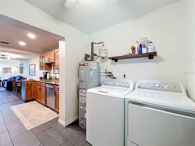 603 WAVERLY LANE 405B, Maitland, FL 32751