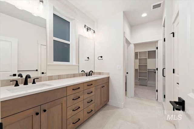 6531 S Evie Way, Eagle, ID 83629