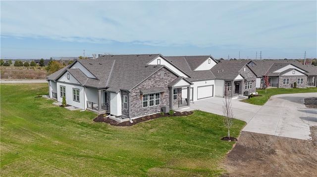 135 S Diane Drive, Olathe, KS 66061