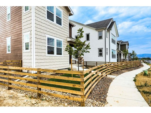 927 Nettle Ln, Fort Collins, CO 80524