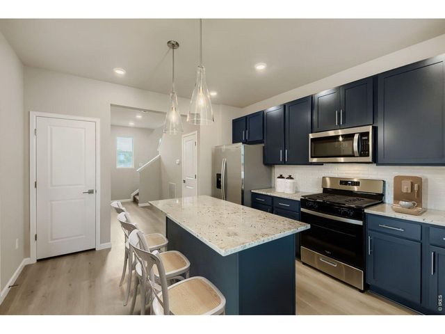 927 Nettle Ln, Fort Collins, CO 80524