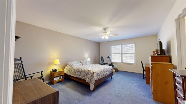 300 Rocky Point Lane, Gilbertsville, KY 42044