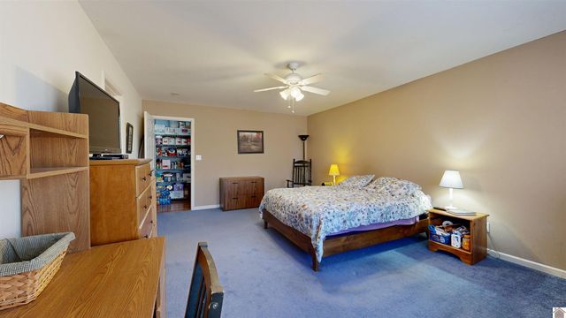 300 Rocky Point Lane, Gilbertsville, KY 42044