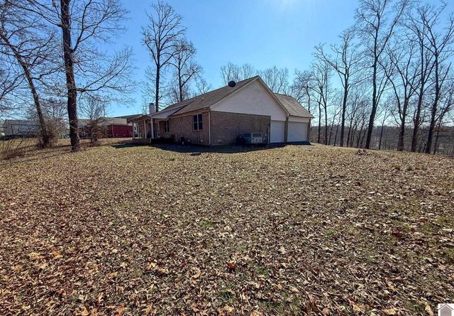 300 Rocky Point Lane, Gilbertsville, KY 42044