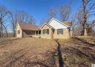 300 Rocky Point Lane, Gilbertsville, KY 42044