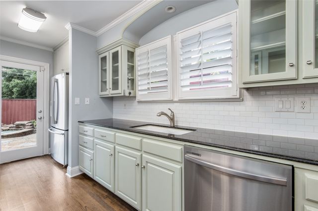 5518 Monticello Avenue, Dallas, TX 75206