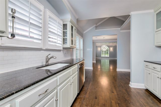 5518 Monticello Avenue, Dallas, TX 75206