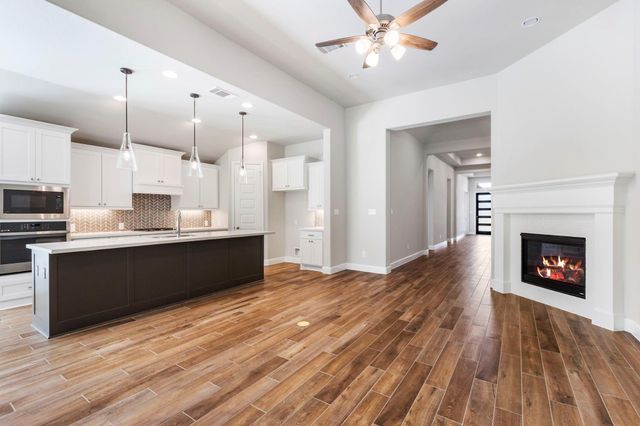 7314 Grandview Meadow Drive, Magnolia, TX 77354