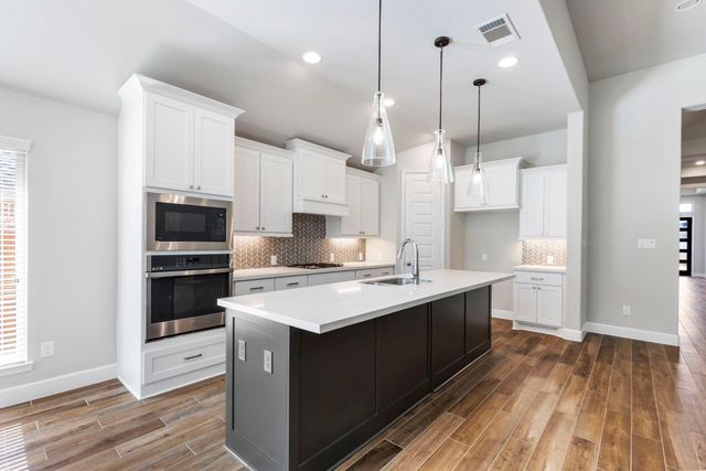 7314 Grandview Meadow Drive, Magnolia, TX 77354