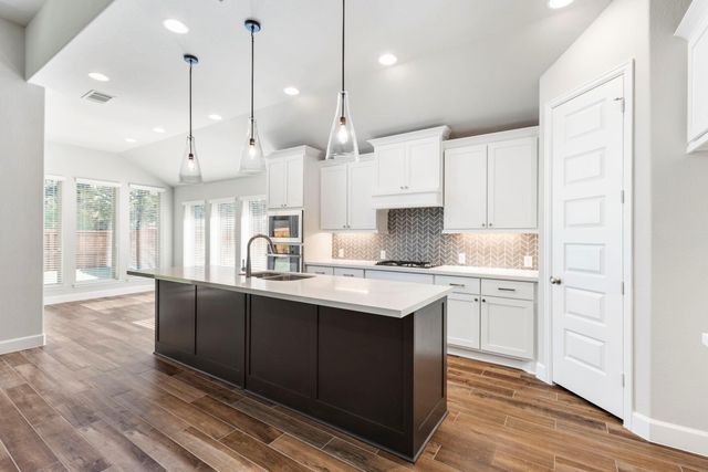 7314 Grandview Meadow Drive, Magnolia, TX 77354