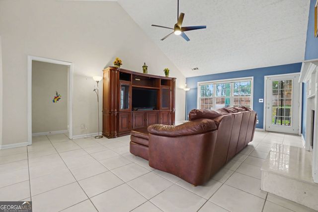 4003 Suwanee Place Drive, Suwanee, GA 30024