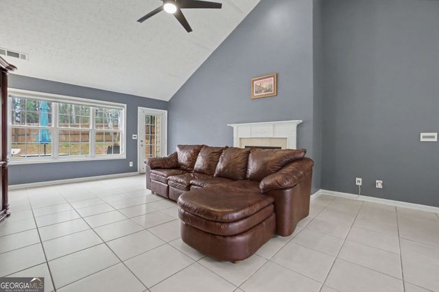 4003 Suwanee Place Drive, Suwanee, GA 30024