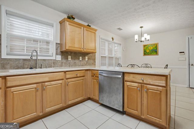 4003 Suwanee Place Drive, Suwanee, GA 30024