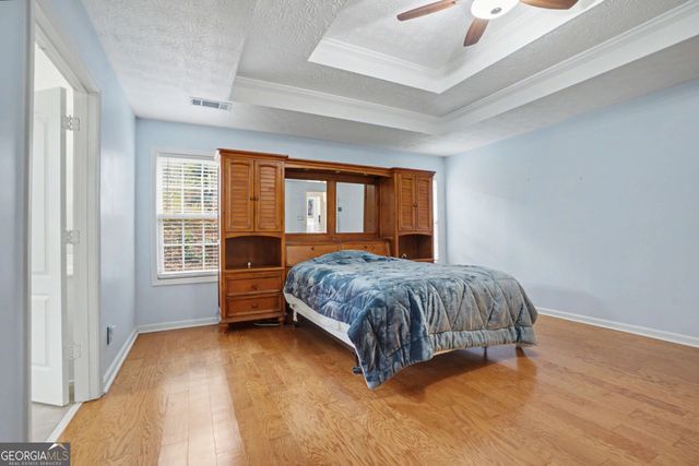 4003 Suwanee Place Drive, Suwanee, GA 30024