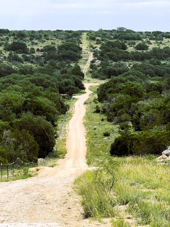 Image 3 of property listing at 78 Mertz Canyon S/d Tract #78, Ozona, TX 76943