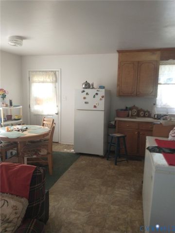 11568 Jerusalem Plank Rd, Waverly, VA 23890