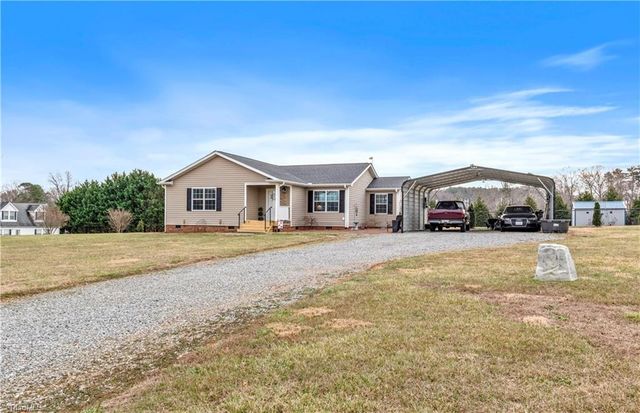 1579 Kaitlyn Drive, Boonville, NC 27011