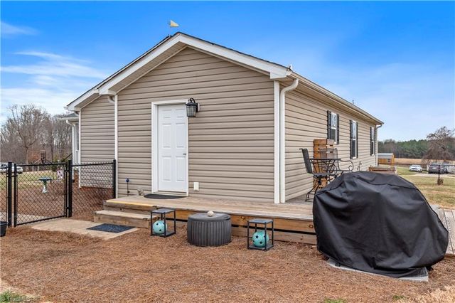 1579 Kaitlyn Drive, Boonville, NC 27011