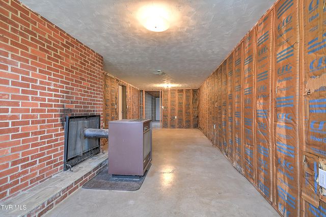 200 Stevenwood Drive, Bristol, TN 37620