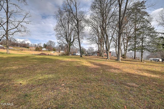 200 Stevenwood Drive, Bristol, TN 37620
