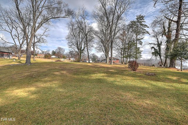 200 Stevenwood Drive, Bristol, TN 37620