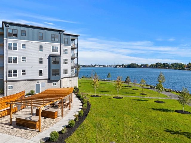 16 Franklin Street 1303, Salem, MA 01970