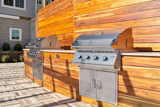 16 Franklin Street 1303, Salem, MA 01970