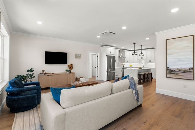 16 Franklin Street 1303, Salem, MA 01970