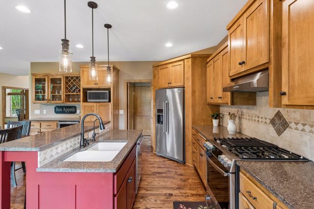 6625 Walnut Drive, Mound, MN 55364