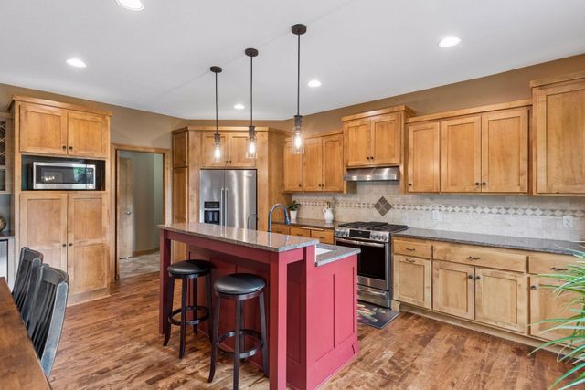 6625 Walnut Drive, Mound, MN 55364