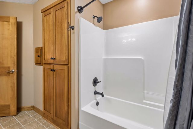 6625 Walnut Drive, Mound, MN 55364