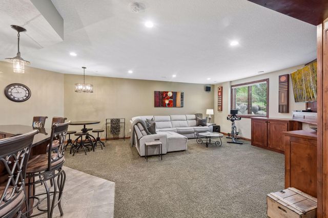 6625 Walnut Drive, Mound, MN 55364