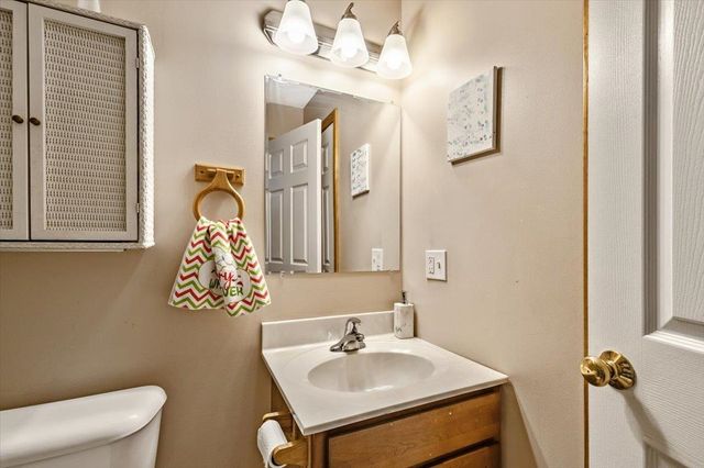 14 Andbron Road, Fairfax, VT 05454