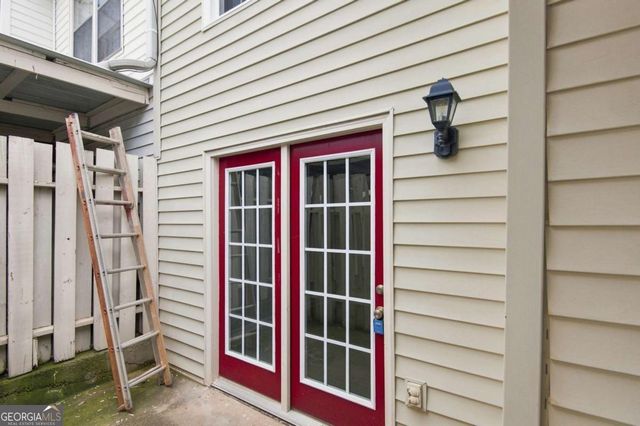 218 Mill Creek Place, Roswell, GA 30076
