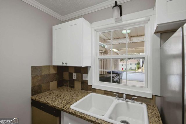 218 Mill Creek Place, Roswell, GA 30076