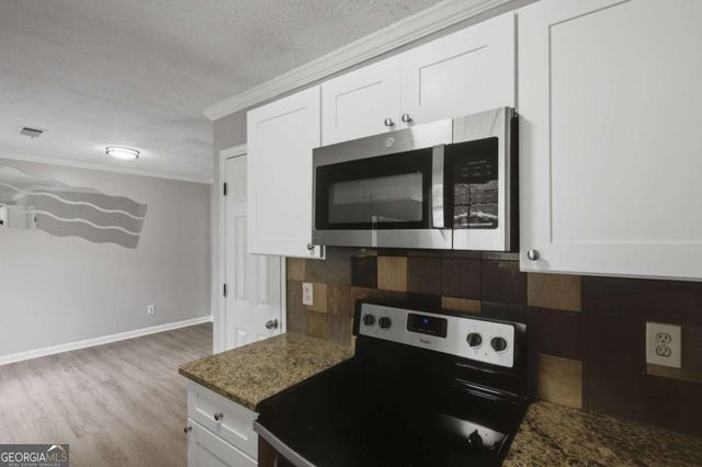 218 Mill Creek Place, Roswell, GA 30076