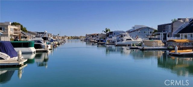 4640 Eastbourne, Oxnard, CA 93035