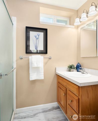 2501 21st Street SW, Puyallup, WA 98373