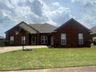 787 STAPLEFORD Trail, Prattville, AL 36066