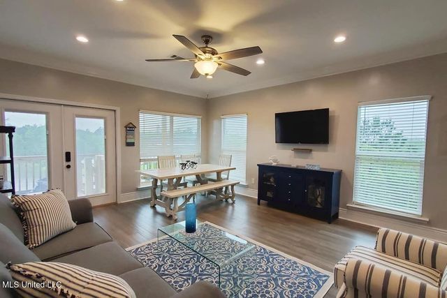 4022 Honshu Street, Bay Saint Louis, MS 39520