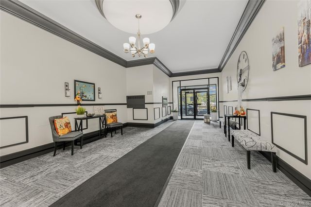 365 Bronx River Road 6C, Yonkers, NY 10704