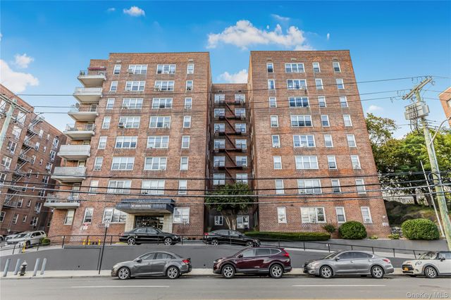 365 Bronx River Road 6C, Yonkers, NY 10704