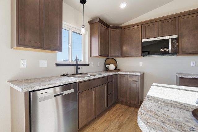 1121 PINNACLE CT, Rapid City, SD 57701