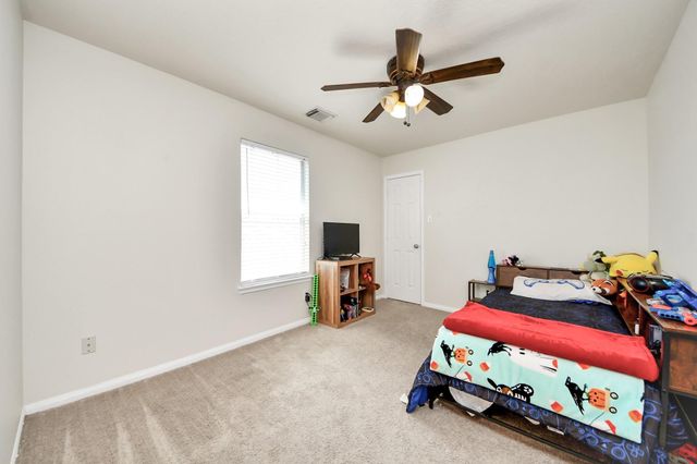 7242 Foxcrest Lane, Humble, TX 77338