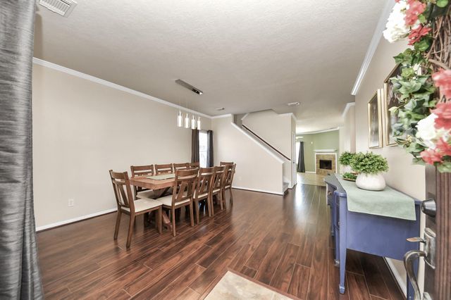 7242 Foxcrest Lane, Humble, TX 77338