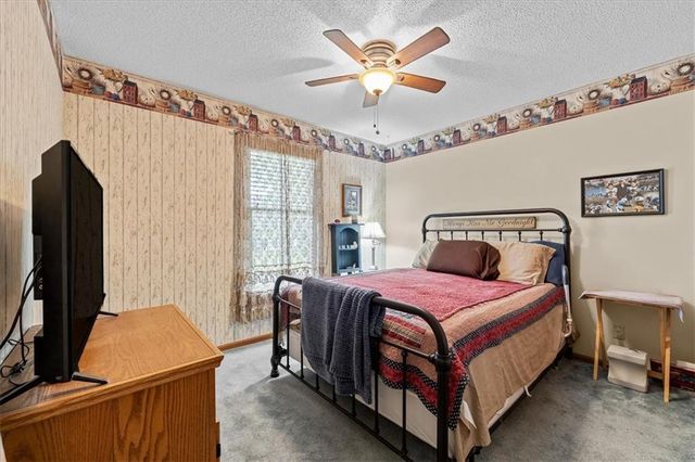 11720 Troost Avenue, Kansas City, MO 64131