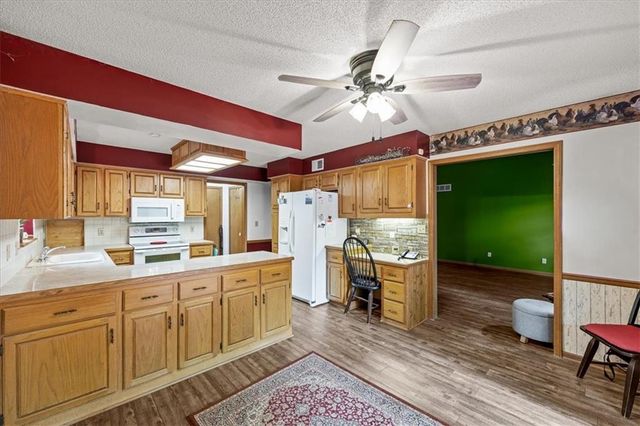 11720 Troost Avenue, Kansas City, MO 64131
